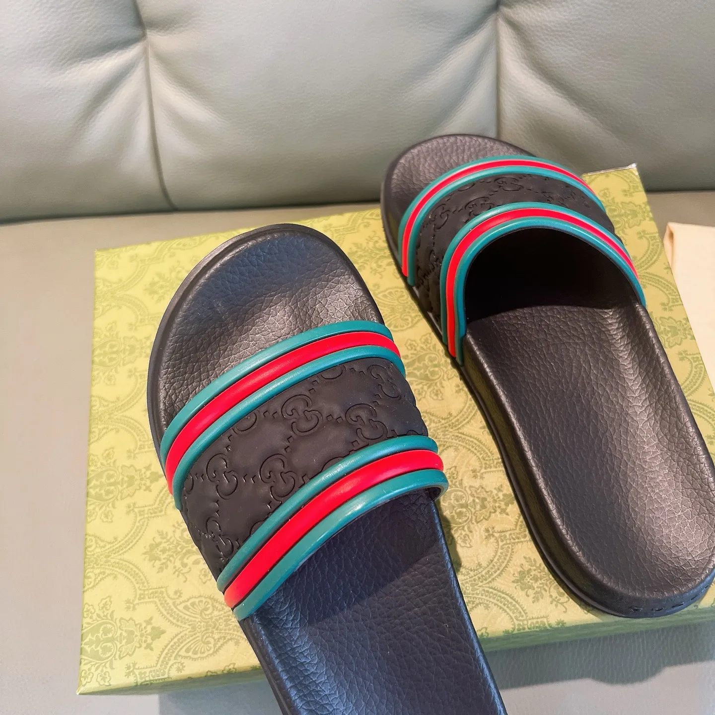 Men's Men's Shoes 130🐮🐮Gucci Gucci Slippers Gucci 2024 latest beach sandals slippers Original molding double G LOGO Original molding consistent Outsole: Men's Men's Shoes u double-layer outsole Size: 35-46